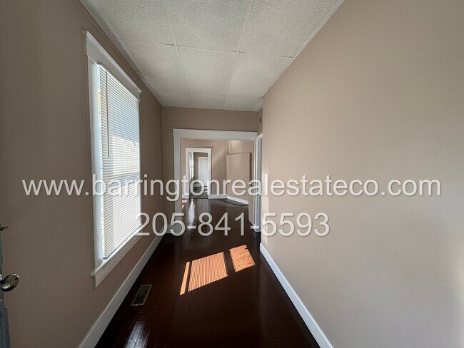 Building Photo - 4224 Jackson St