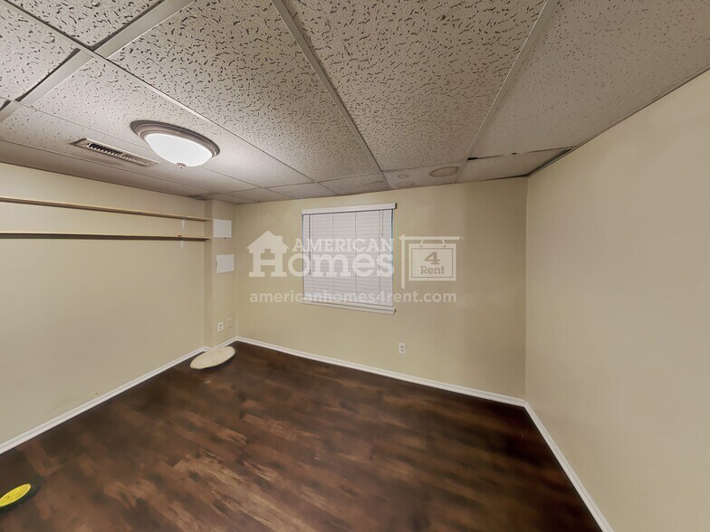 Building Photo - 11468 River Run Pky