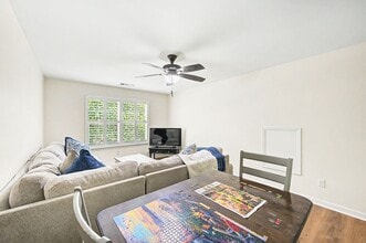 Building Photo - 3BR/2BA Home in Franklin