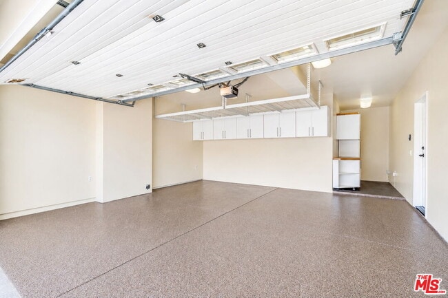 Building Photo - 23963 De Ville Way
