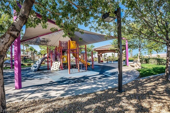 Building Photo - 505 Punto Vallata Dr