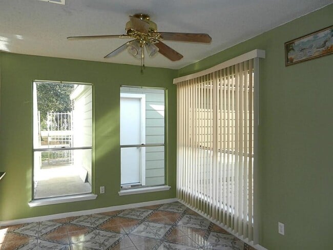 Building Photo - 4415 Bugle Rd