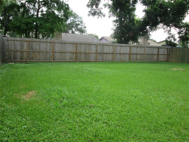 Building Photo - 66 Ranch House Loop