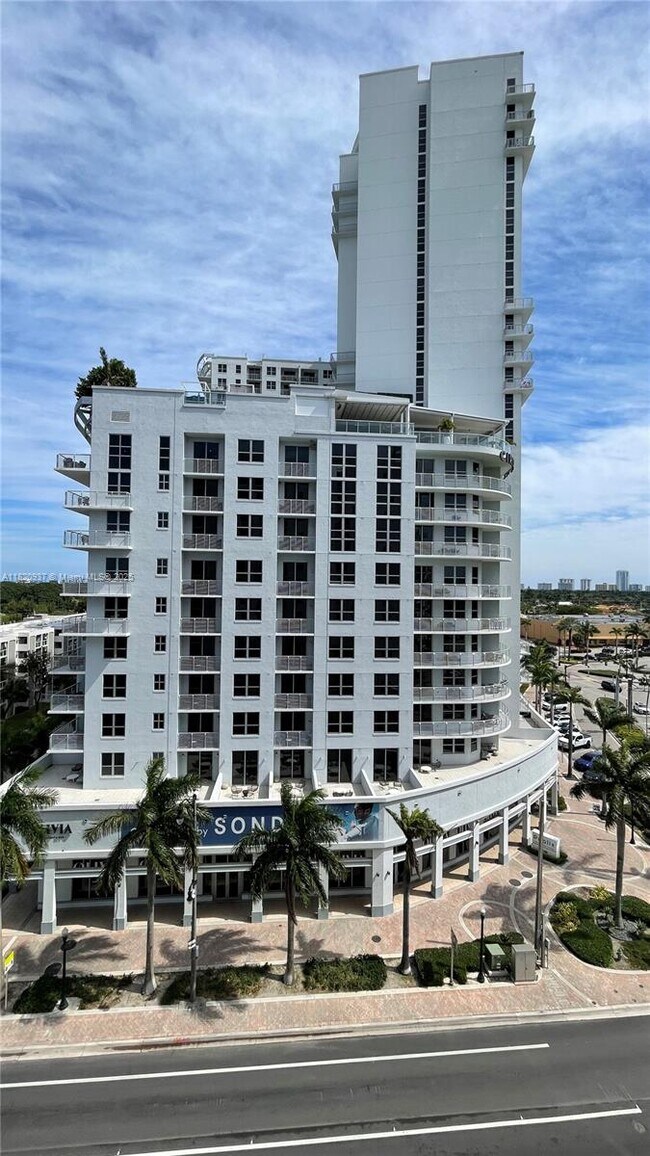 Building Photo - 1830 Radius Dr