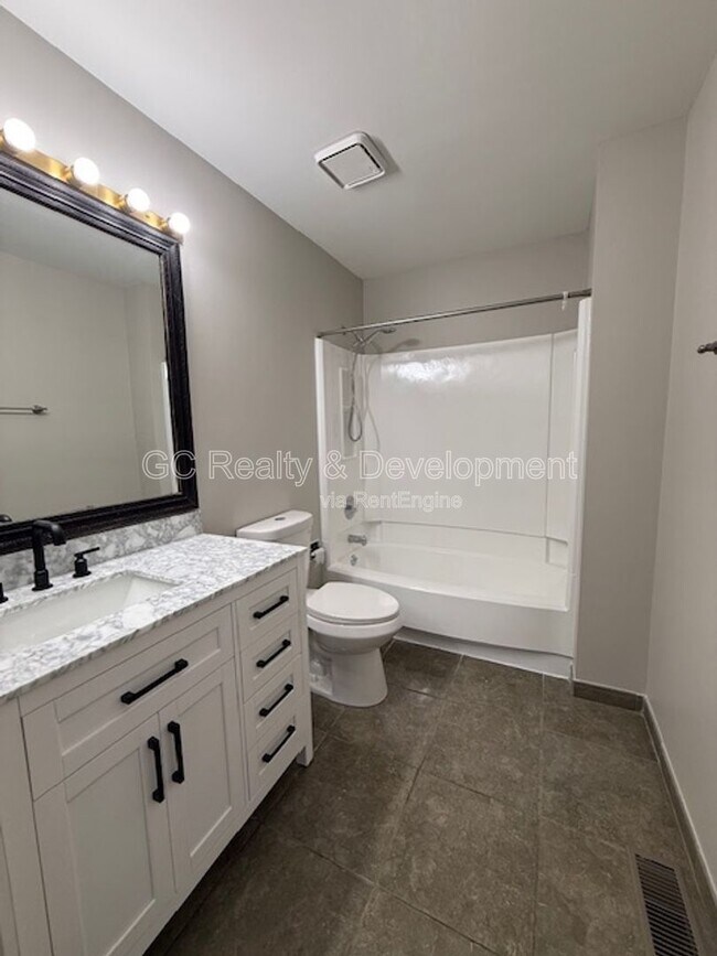 Building Photo - 1121 Southbridge Ln