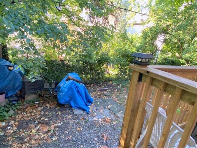 Building Photo - 62 Eustis St