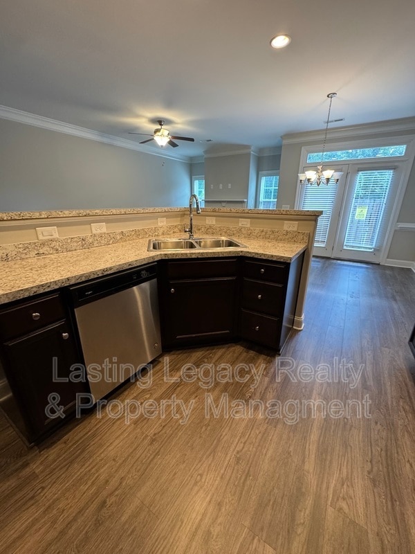 Building Photo - 837 Silver Leaf Dr