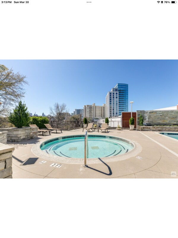 Building Photo - 2277 Peachtree Rd
