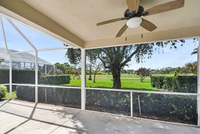 Building Photo - 3058 SE Brierwood Pl