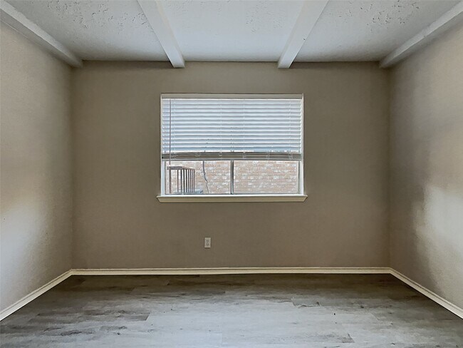 Building Photo - 23414 Cimber Ln