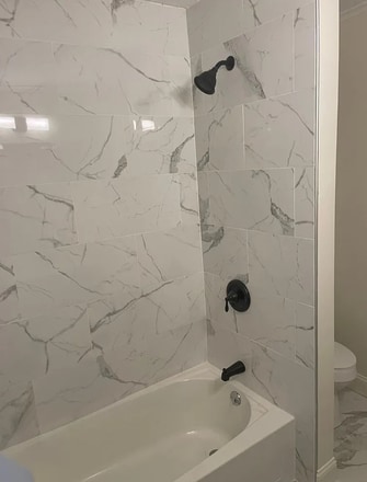 Building Photo - 318 Newton St