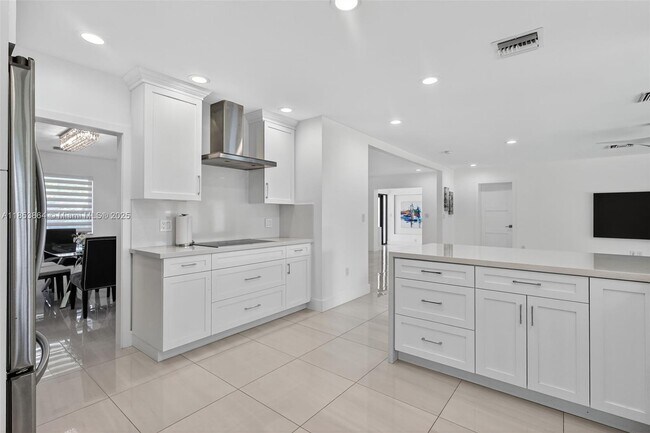 Building Photo - 7200 SW 137th St