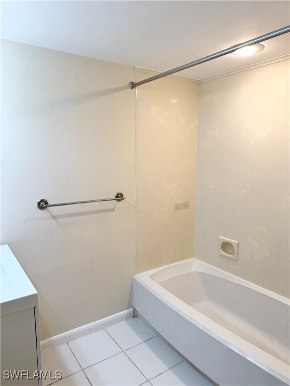 Building Photo - 124 Cypress Way E