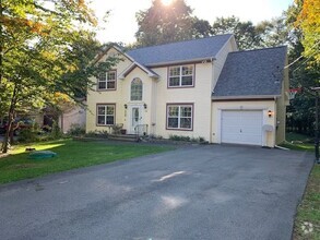 Building Photo - 2174 Titania Rd
