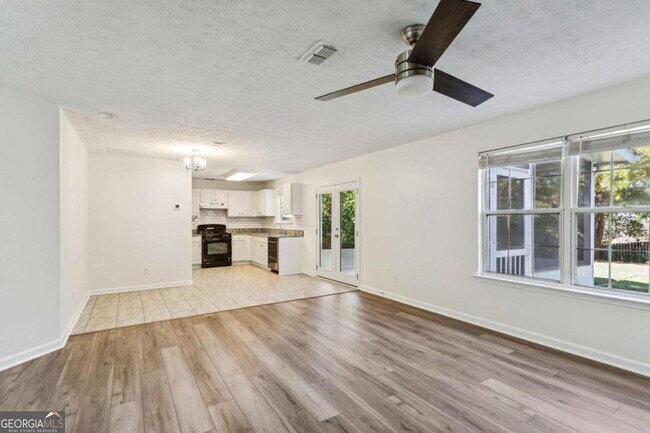 Building Photo - 300 Carrington Way