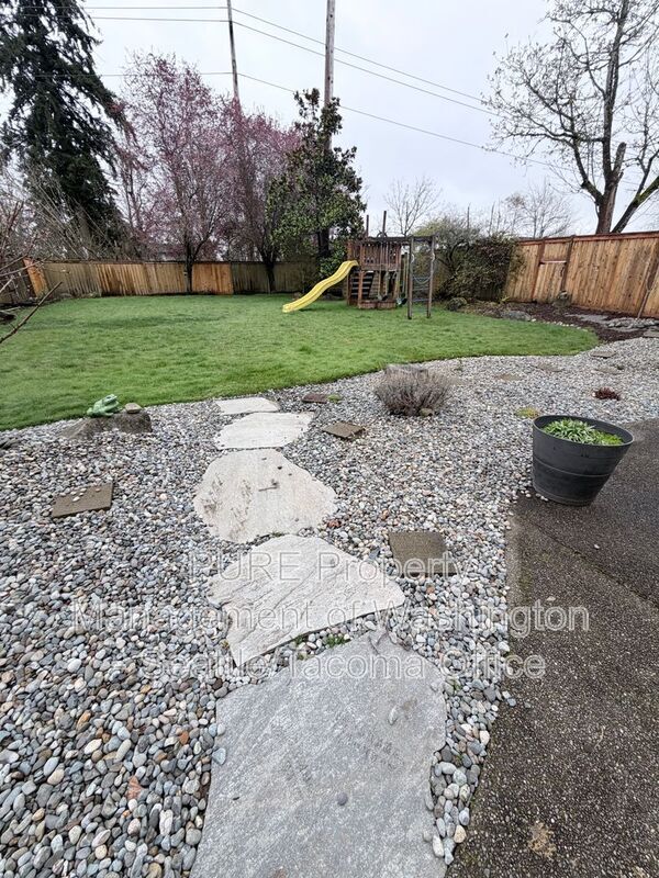 Building Photo - 1725 SW 346th Pl