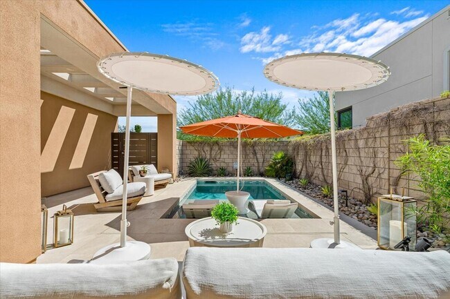 Building Photo - 446 Fountain Dr