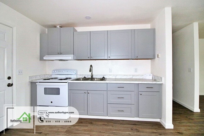 Building Photo - 2735 Radio Ln