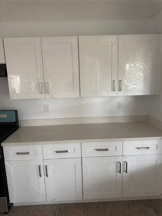 Building Photo - 12127 Panay Dr