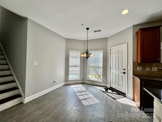 Building Photo - 11119 Amherst Glen Dr