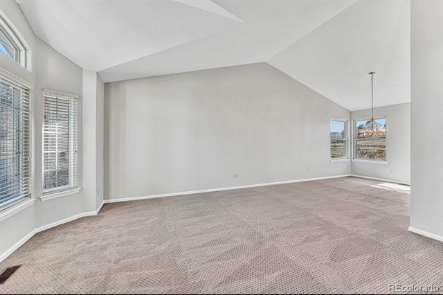 Building Photo - 9858 Venneford Ranch Rd