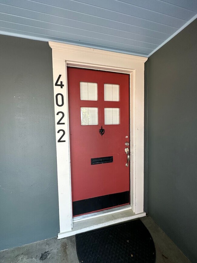 Building Photo - 4022 N 28th St