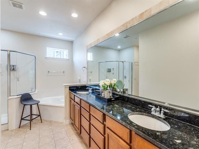 Building Photo - 15711 Spectrum Dr