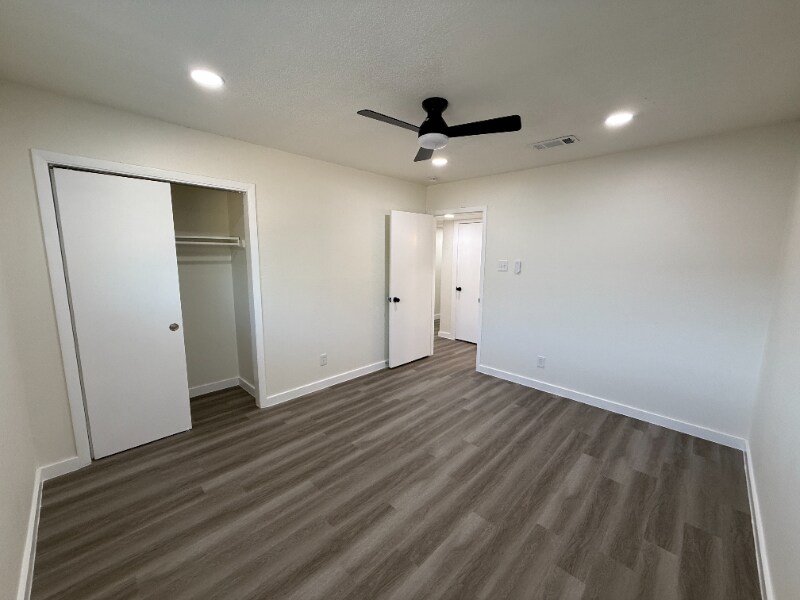 Building Photo - 5221 Bonita Ave