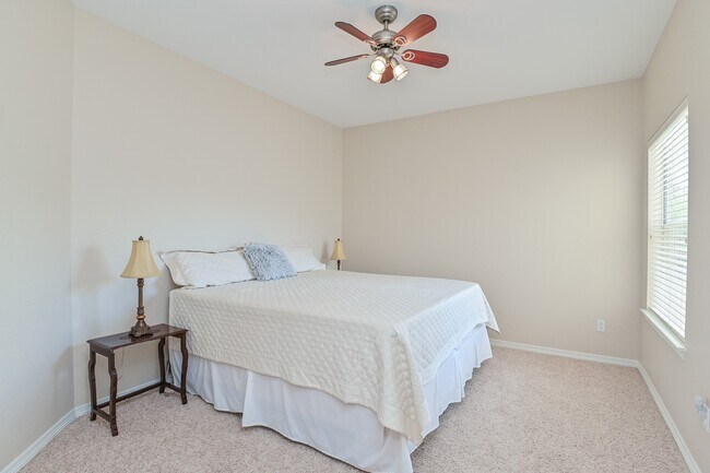 Building Photo - 7218 Spring Run Ln
