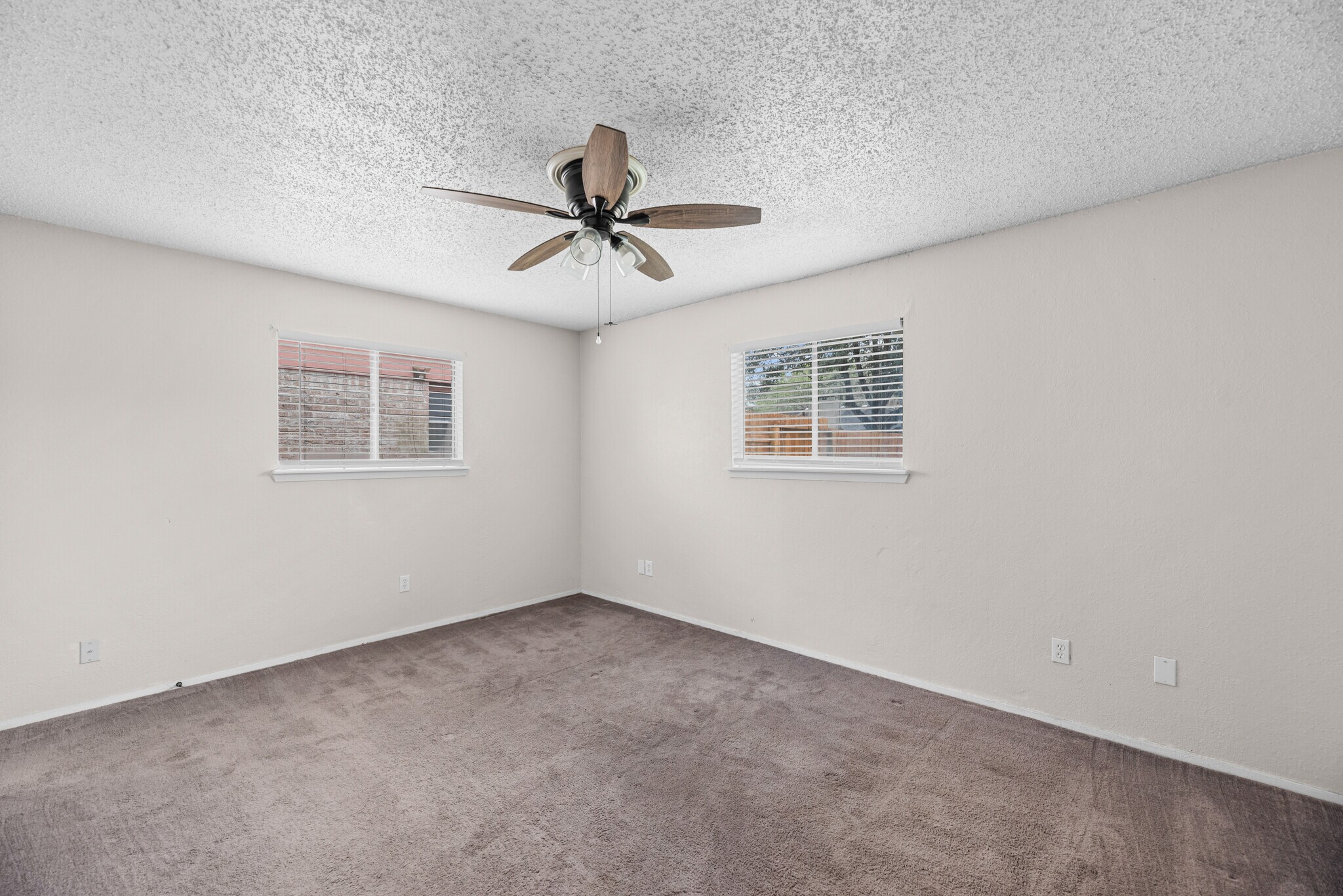 Building Photo - 4014 Richwood Cir