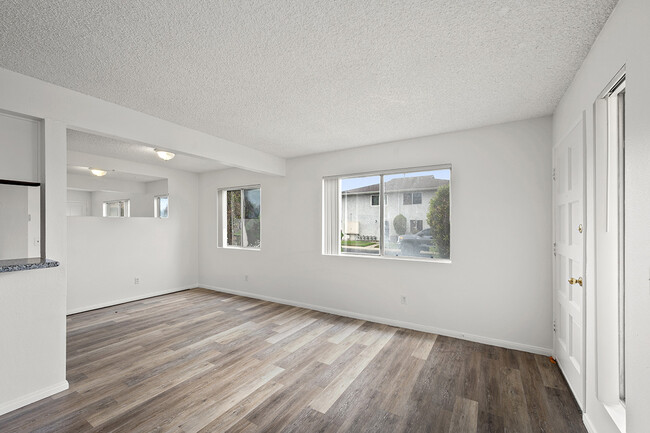 Building Photo - 12143 Wintercrest Dr