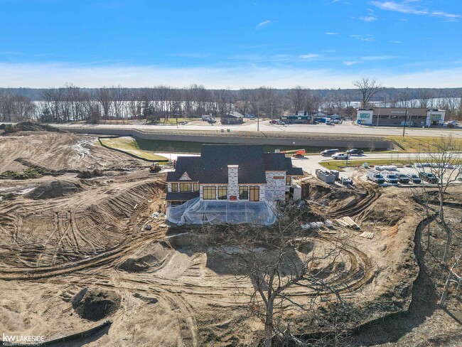 Building Photo - 5860 Windword Dr