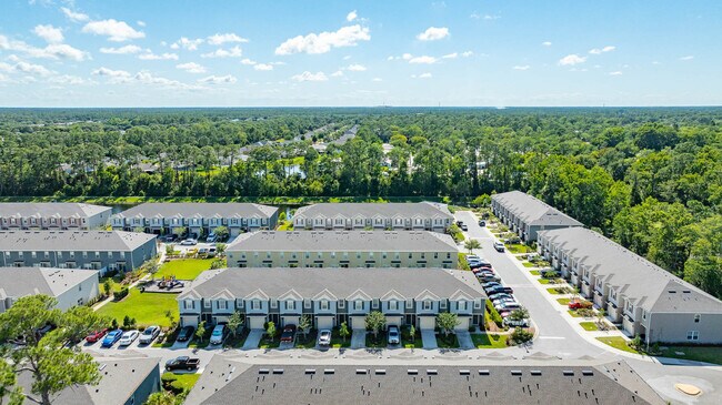 Building Photo - 35 Vista Oaks Ln