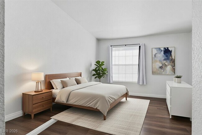 Building Photo - 2606 S Durango Dr