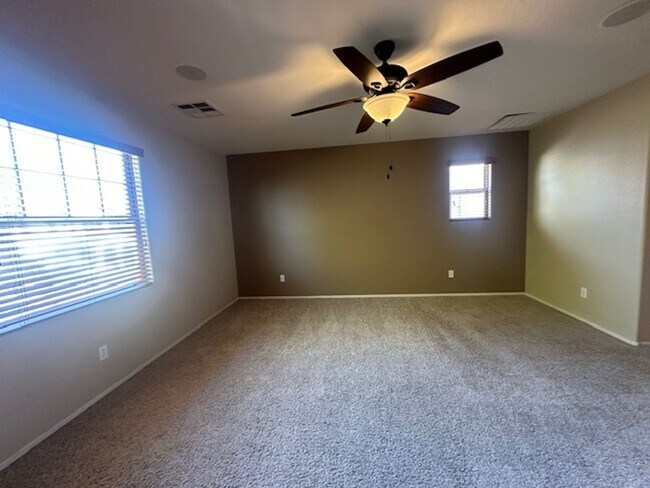 Building Photo - LYONS GATE COMMUNITY, 3PLUS DEN TWO STORY ...