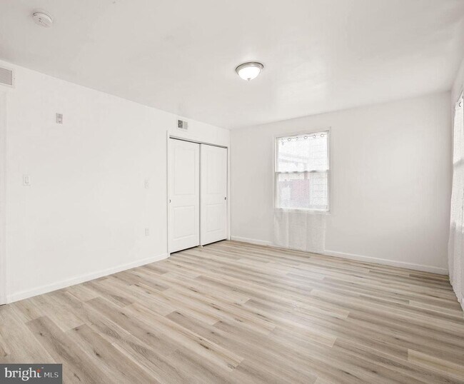 Building Photo - 1633 Germantown Ave