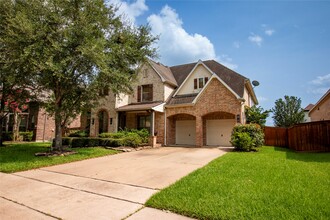 Building Photo - 19509 N Comal River Dr