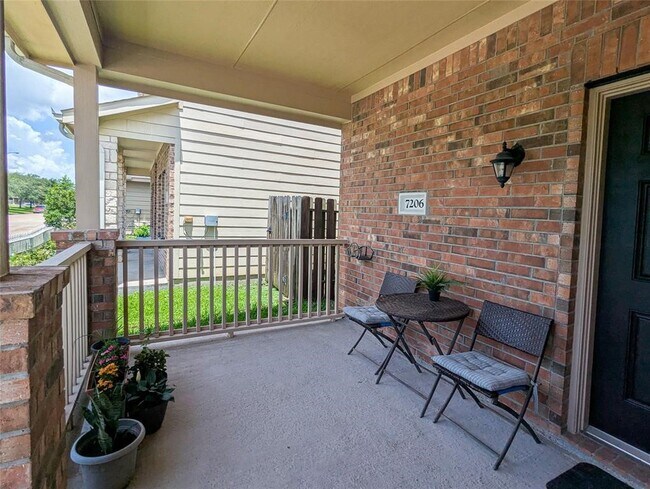 Building Photo - 7206 Sunburst Meadow Dr