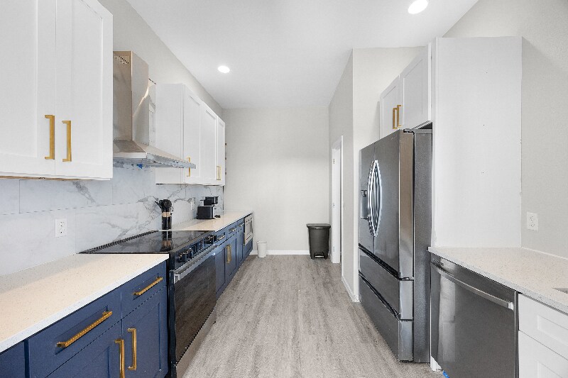 Building Photo - 3300 NW 15th Ln