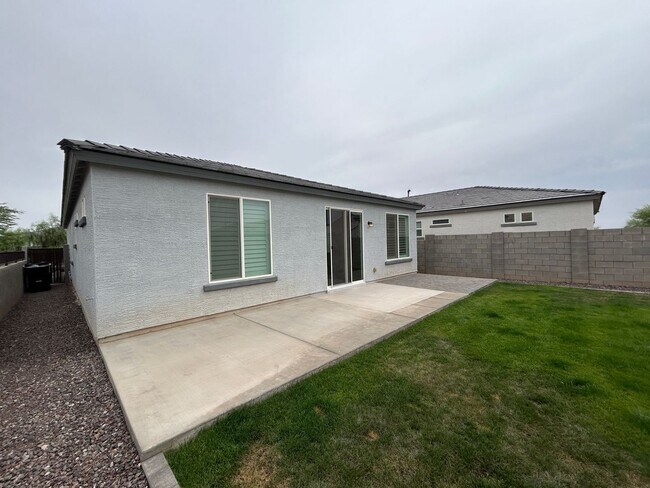 Building Photo - 18023 W Soft Wind Dr