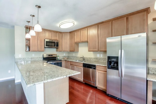 Building Photo - APT 298