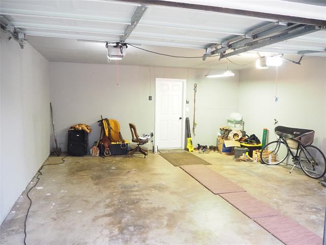 Building Photo - 2317 Shady Grove Dr