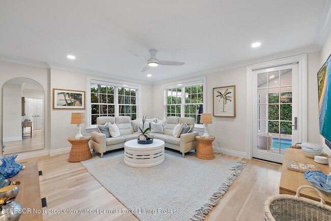 Building Photo - 360 Seaspray Ave