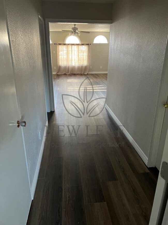 Building Photo - 22641 De Soto St