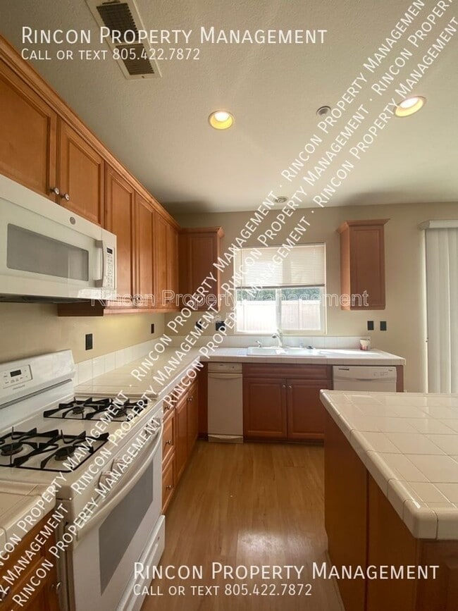 Building Photo - 2922 Dunkirk Dr