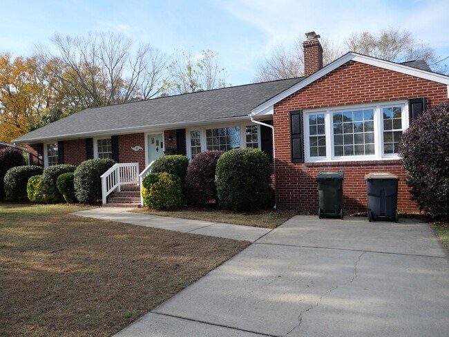 Primary Photo - 8 Terrace Dr