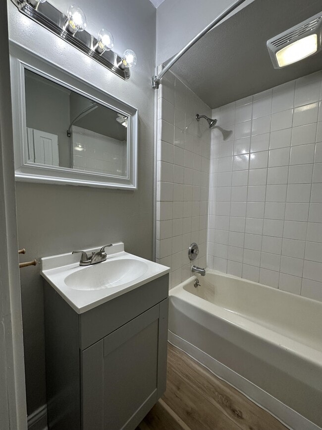 Building Photo - 2311 17th Ave