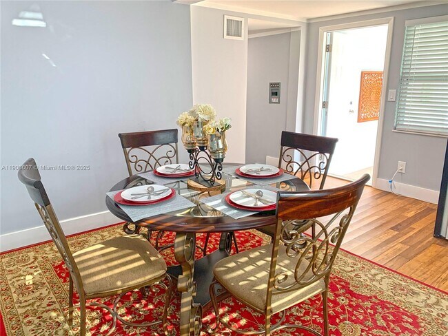 Building Photo - 324 NW 52nd St