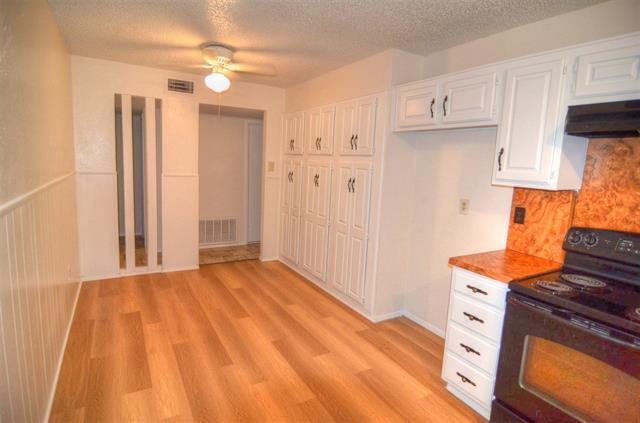 Building Photo - 5725 Drexel Dr