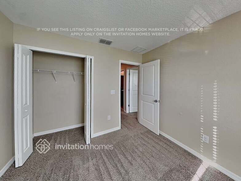 Building Photo - 5140 White Chicory Dr